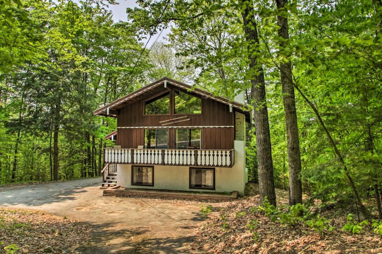 Swiss-Style Chalet With Fireplace - Near Story Land! Бартлет Екстериор снимка