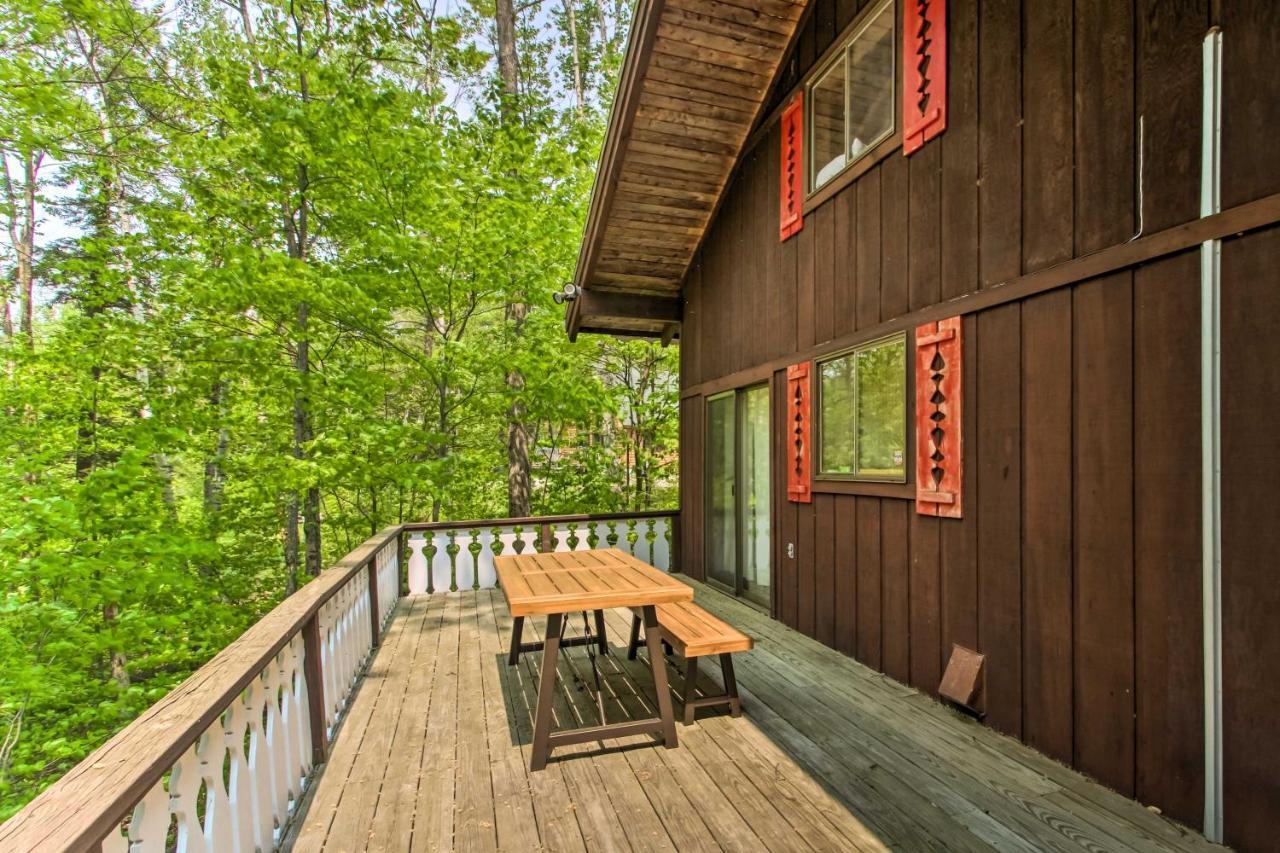 Swiss-Style Chalet With Fireplace - Near Story Land! Бартлет Екстериор снимка