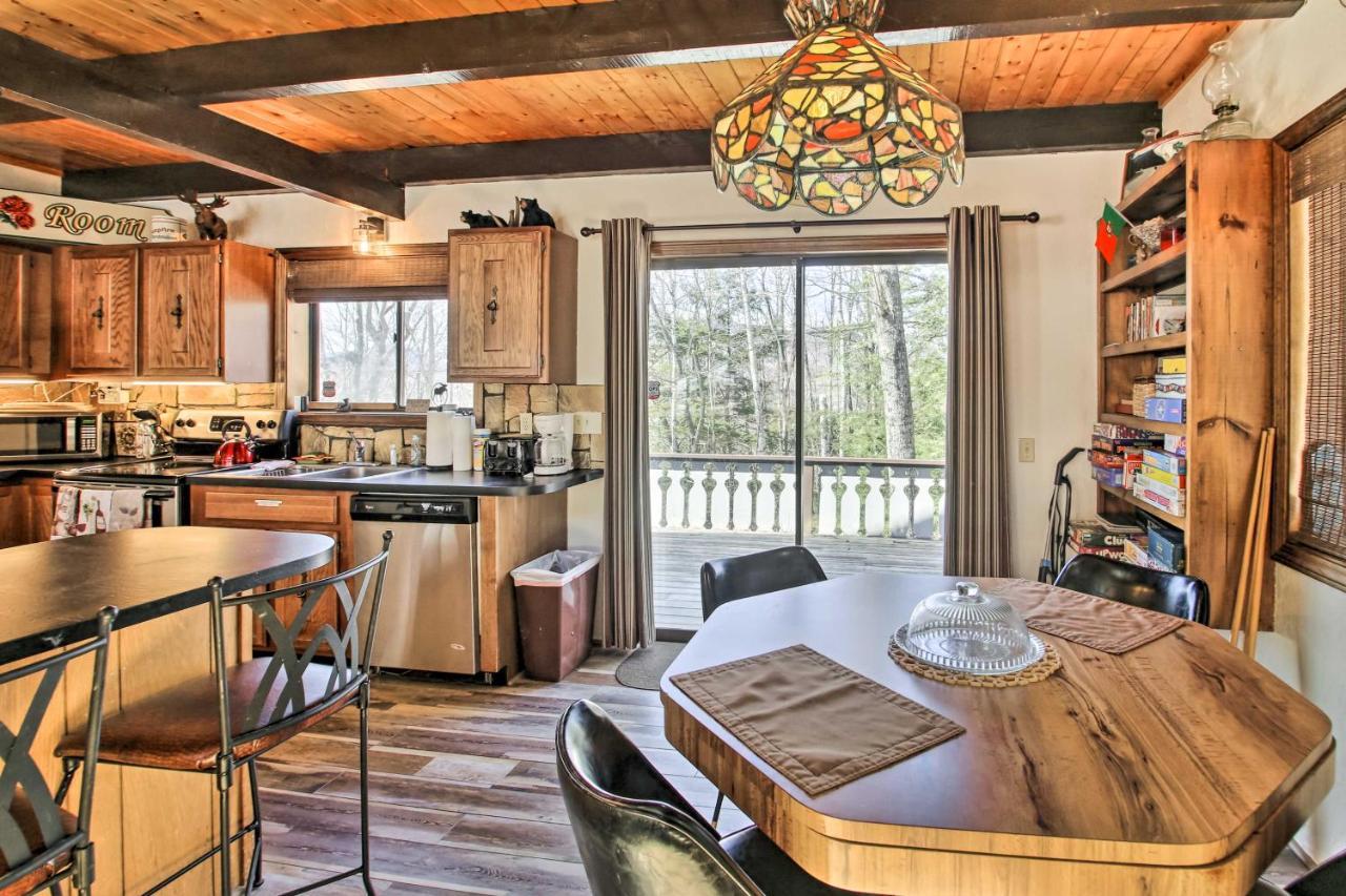 Swiss-Style Chalet With Fireplace - Near Story Land! Бартлет Екстериор снимка