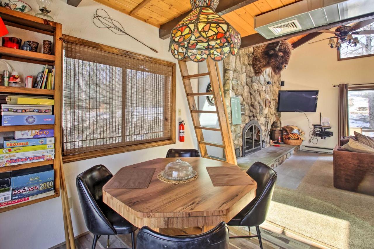 Swiss-Style Chalet With Fireplace - Near Story Land! Бартлет Екстериор снимка