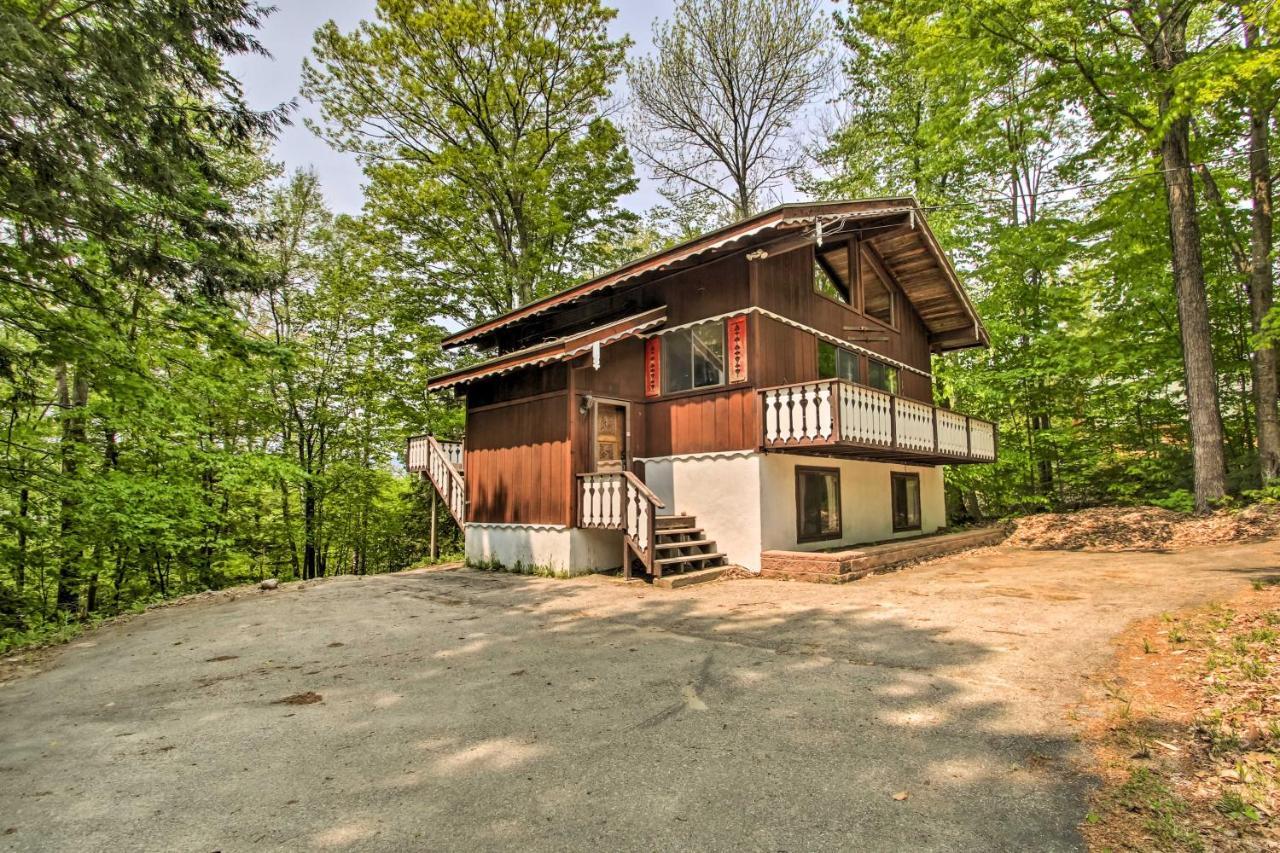 Swiss-Style Chalet With Fireplace - Near Story Land! Бартлет Екстериор снимка