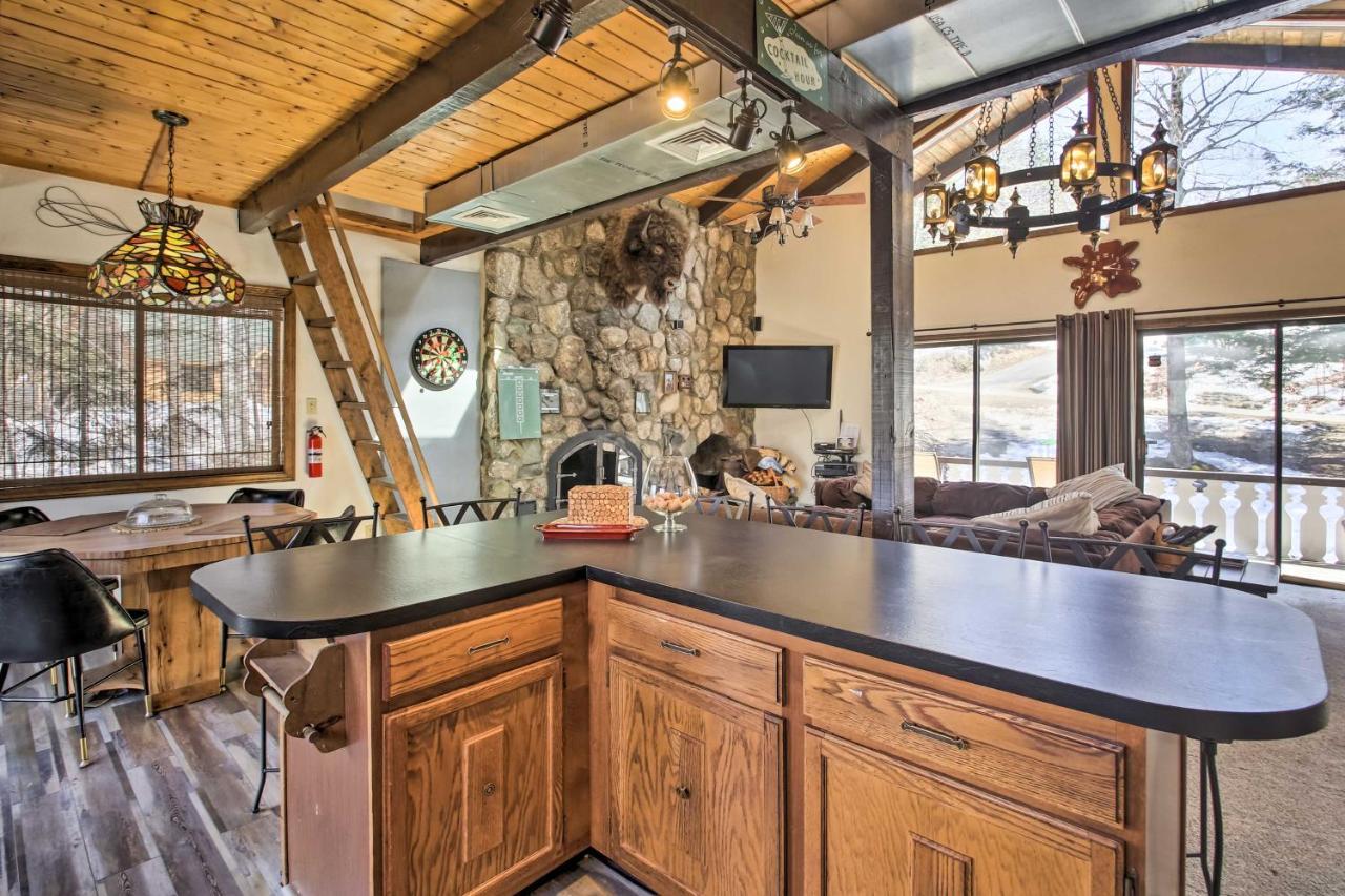 Swiss-Style Chalet With Fireplace - Near Story Land! Бартлет Екстериор снимка