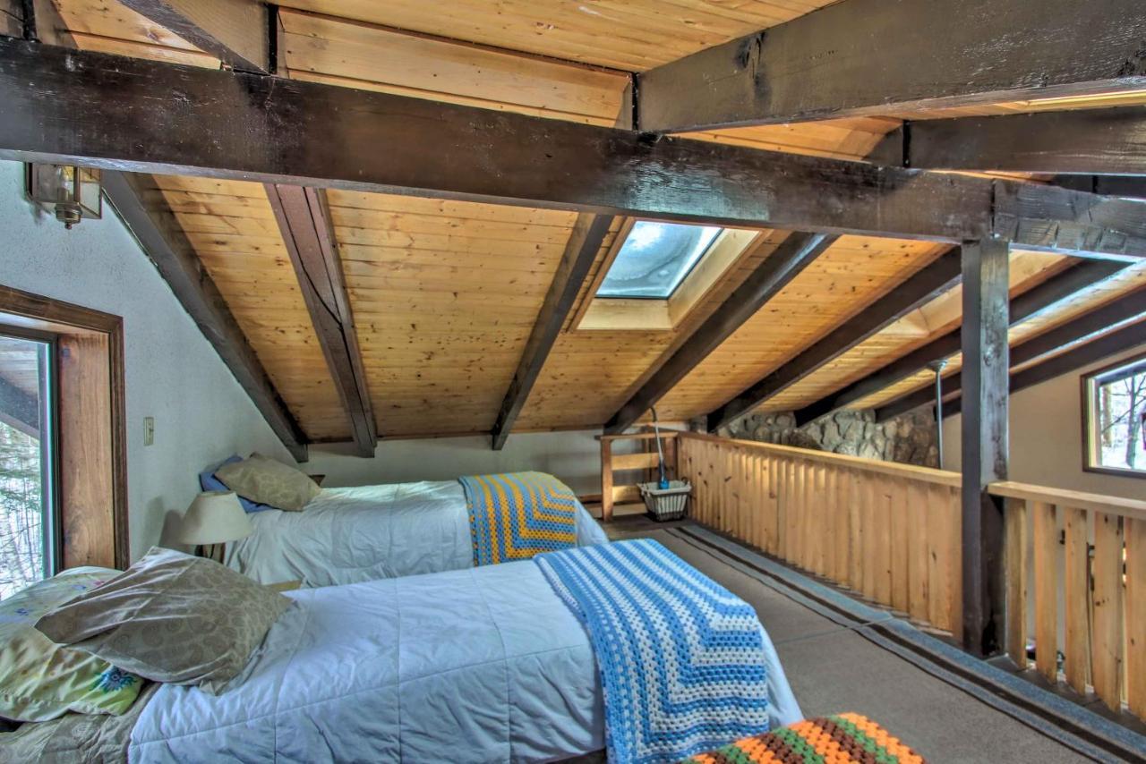 Swiss-Style Chalet With Fireplace - Near Story Land! Бартлет Екстериор снимка